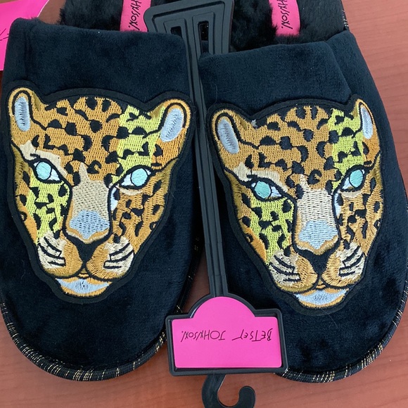 NWT Betsey Johnson black Leopard Slippers - Picture 3 of 4